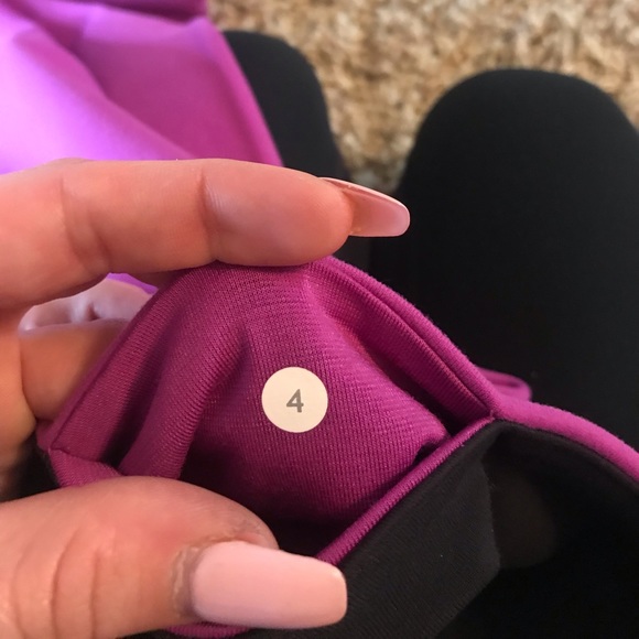 Lululemon reversible leggings - Picture 6 of 8